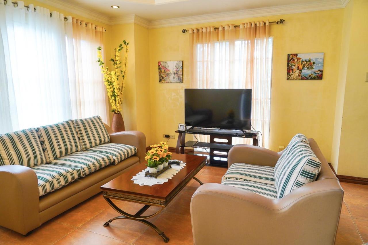 Charming Tagaytay Vacation Home Tagaytay City Exterior foto